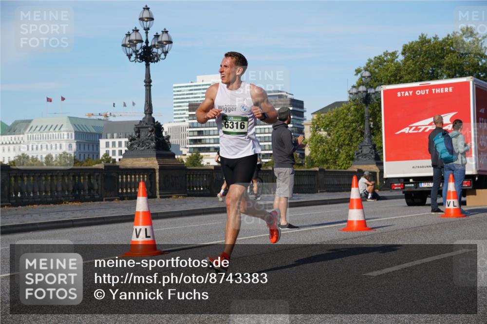 07.09.2025 - BARMER Alsterlauf Yannick Fuchs http://msf.ph/oto/8743383 07.09.2025 09:29:05 Laufen 6316, 1 meine-sportfotos.de