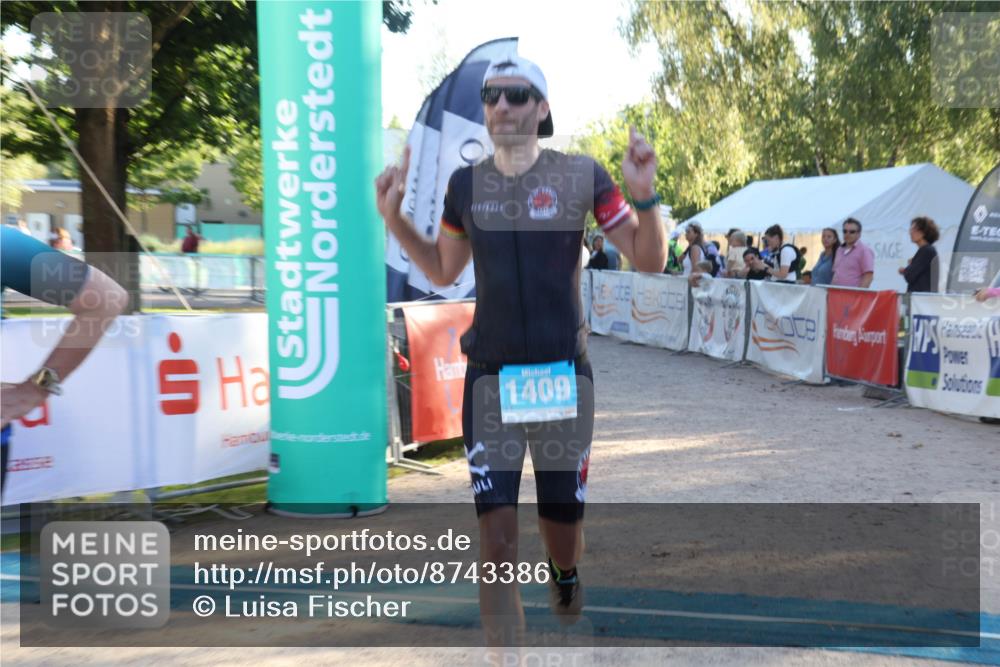 07.09.2025 - 19. Norderstedt Triathlon Luisa Fischer http://msf.ph/oto/8743386 07.09.2025 17:06:05 Ziel 1108, 1409 meine-sportfotos.de