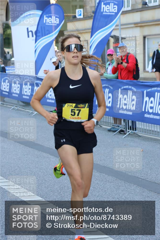 07.09.2025 - BARMER Alsterlauf Strokosch-Dieckow http://msf.ph/oto/8743389 07.09.2025 11:17:00 Ziel  meine-sportfotos.de