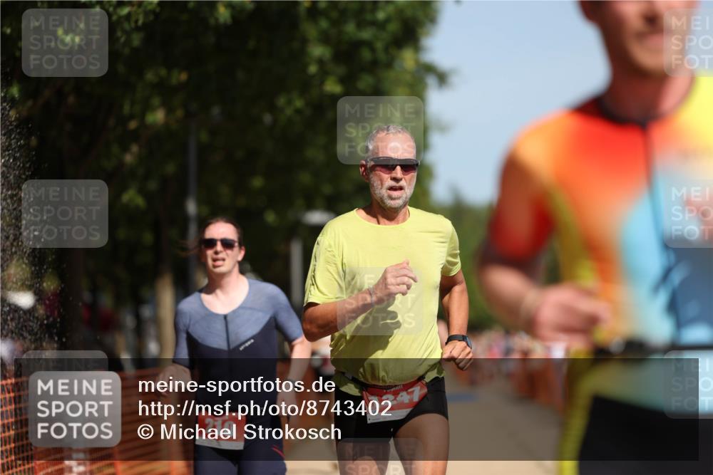 07.09.2025 - 19. Norderstedt Triathlon Michael Strokosch http://msf.ph/oto/8743402 07.09.2025 12:33:31 Laufen 191, 210, 714, 731, 815, 1247, 1272, 1329 meine-sportfotos.de