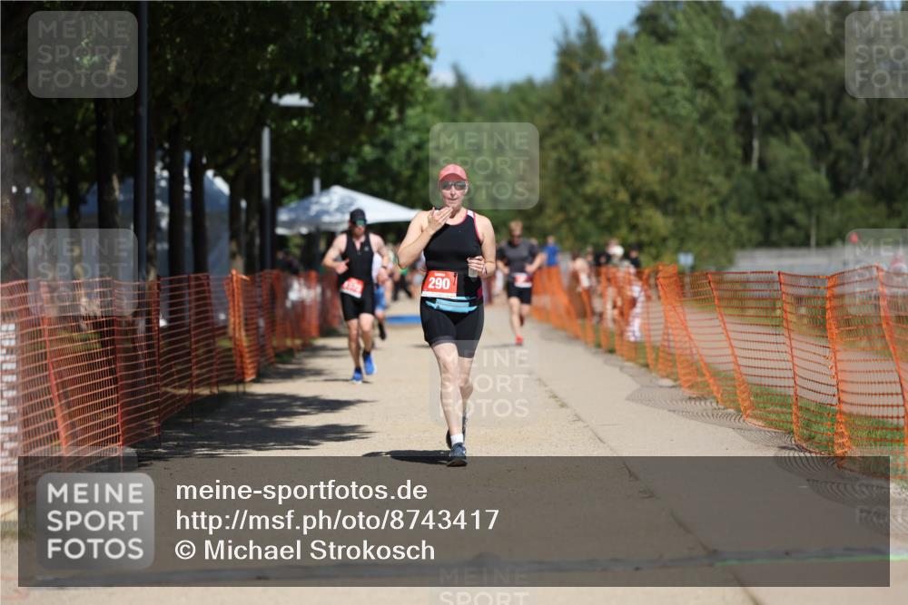 07.09.2025 - 19. Norderstedt Triathlon Michael Strokosch http://msf.ph/oto/8743417 07.09.2025 13:08:58 Laufen 290, 754, 1373 meine-sportfotos.de