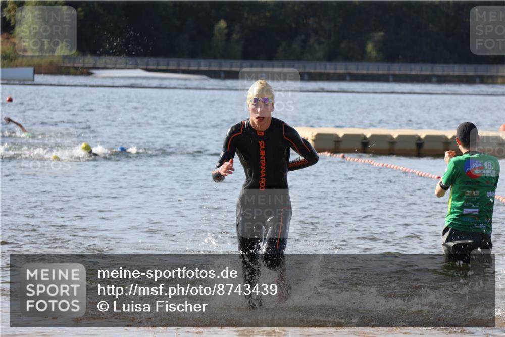 07.09.2025 - 19. Norderstedt Triathlon Luisa Fischer http://msf.ph/oto/8743439 07.09.2025 10:21:40 Schwimmen 645 meine-sportfotos.de