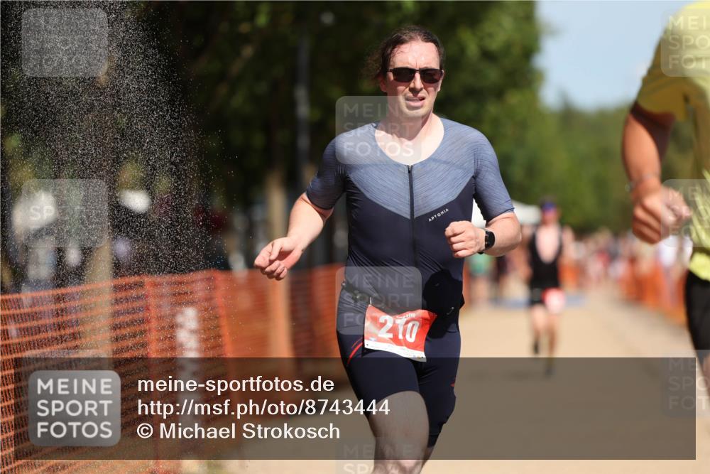 07.09.2025 - 19. Norderstedt Triathlon Michael Strokosch http://msf.ph/oto/8743444 07.09.2025 12:33:32 Laufen 191, 210, 714, 731, 815, 1247, 1272, 1329 meine-sportfotos.de