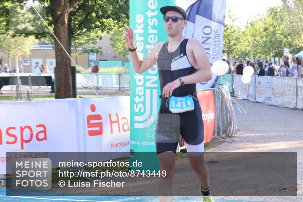 07.09.2025 - 19. Norderstedt Triathlon Luisa Fischer http://msf.ph/oto/8743449 07.09.2025 17:06:31 Ziel 1411 meine-sportfotos.de