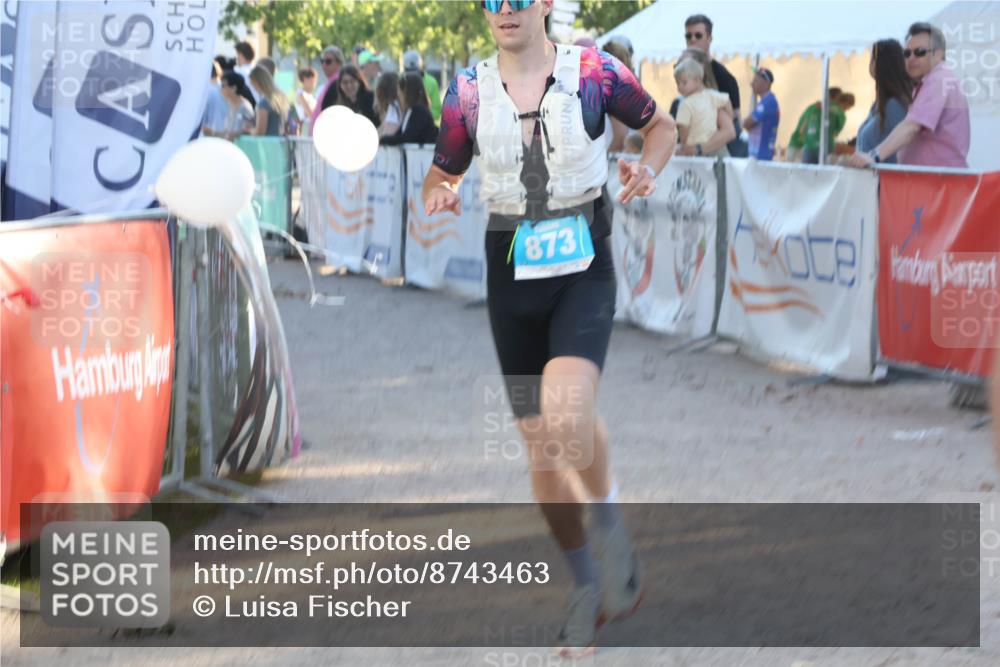07.09.2025 - 19. Norderstedt Triathlon Luisa Fischer http://msf.ph/oto/8743463 07.09.2025 17:06:38 Ziel 873 meine-sportfotos.de