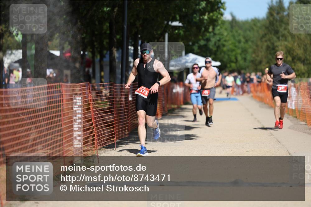 07.09.2025 - 19. Norderstedt Triathlon Michael Strokosch http://msf.ph/oto/8743471 07.09.2025 13:09:03 Laufen 174, 277, 290, 715, 1373 meine-sportfotos.de