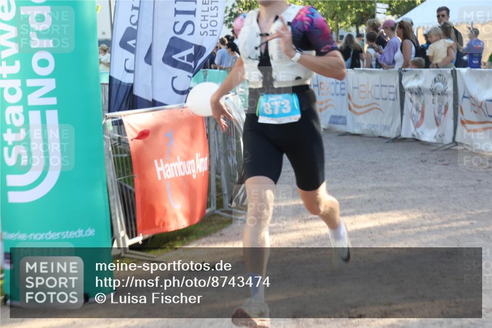 07.09.2025 - 19. Norderstedt Triathlon Luisa Fischer http://msf.ph/oto/8743474 07.09.2025 17:06:39 Ziel 873 meine-sportfotos.de