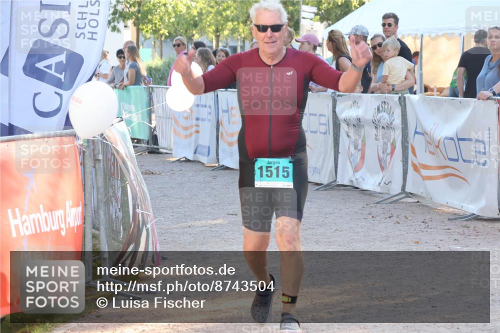 07.09.2025 - 19. Norderstedt Triathlon Luisa Fischer http://msf.ph/oto/8743504 07.09.2025 17:07:22 Ziel 1515 meine-sportfotos.de