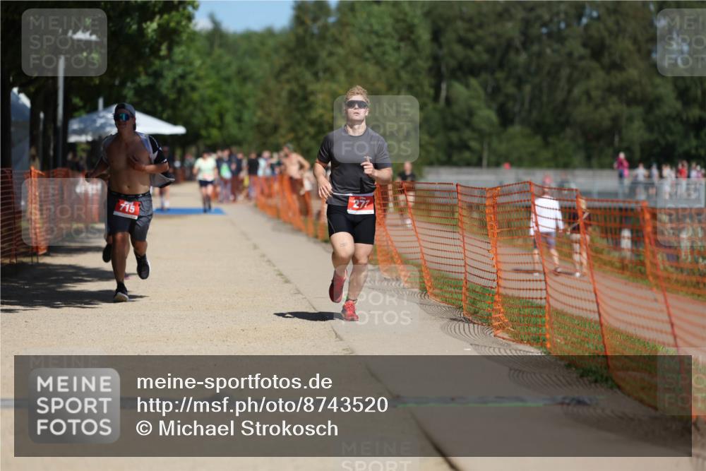 07.09.2025 - 19. Norderstedt Triathlon Michael Strokosch http://msf.ph/oto/8743520 07.09.2025 13:09:05 Laufen 174, 277, 290, 715, 1373 meine-sportfotos.de