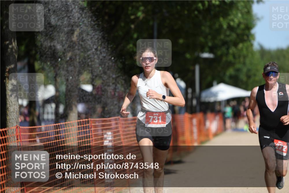 07.09.2025 - 19. Norderstedt Triathlon Michael Strokosch http://msf.ph/oto/8743548 07.09.2025 12:33:36 Laufen 731, 1272 meine-sportfotos.de