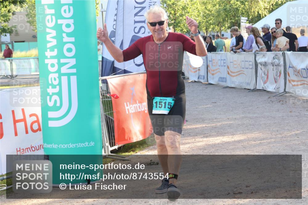 07.09.2025 - 19. Norderstedt Triathlon Luisa Fischer http://msf.ph/oto/8743554 07.09.2025 17:07:25 Ziel 1515 meine-sportfotos.de