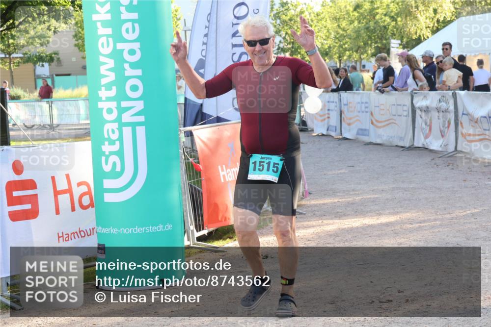 07.09.2025 - 19. Norderstedt Triathlon Luisa Fischer http://msf.ph/oto/8743562 07.09.2025 17:07:25 Ziel 1515 meine-sportfotos.de