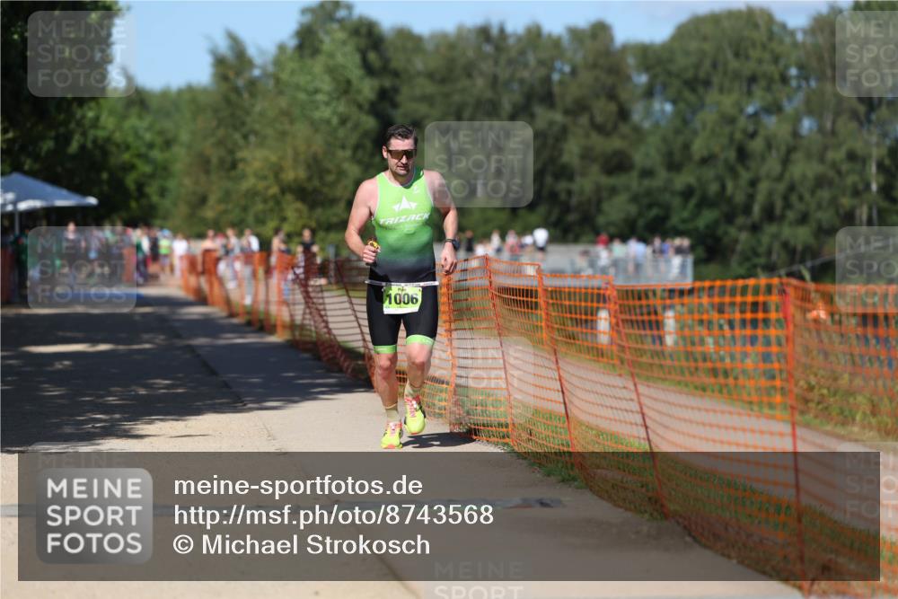 07.09.2025 - 19. Norderstedt Triathlon Michael Strokosch http://msf.ph/oto/8743568 07.09.2025 14:42:47 Laufen 1006 meine-sportfotos.de