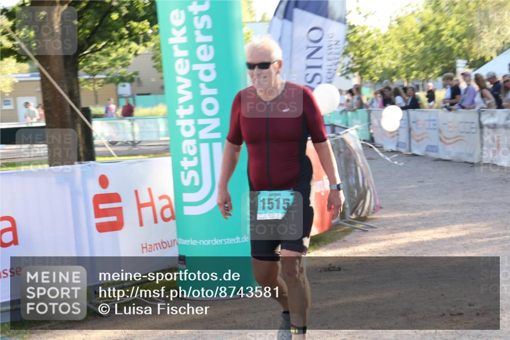 07.09.2025 - 19. Norderstedt Triathlon Luisa Fischer http://msf.ph/oto/8743581 07.09.2025 17:07:26 Ziel 1515 meine-sportfotos.de