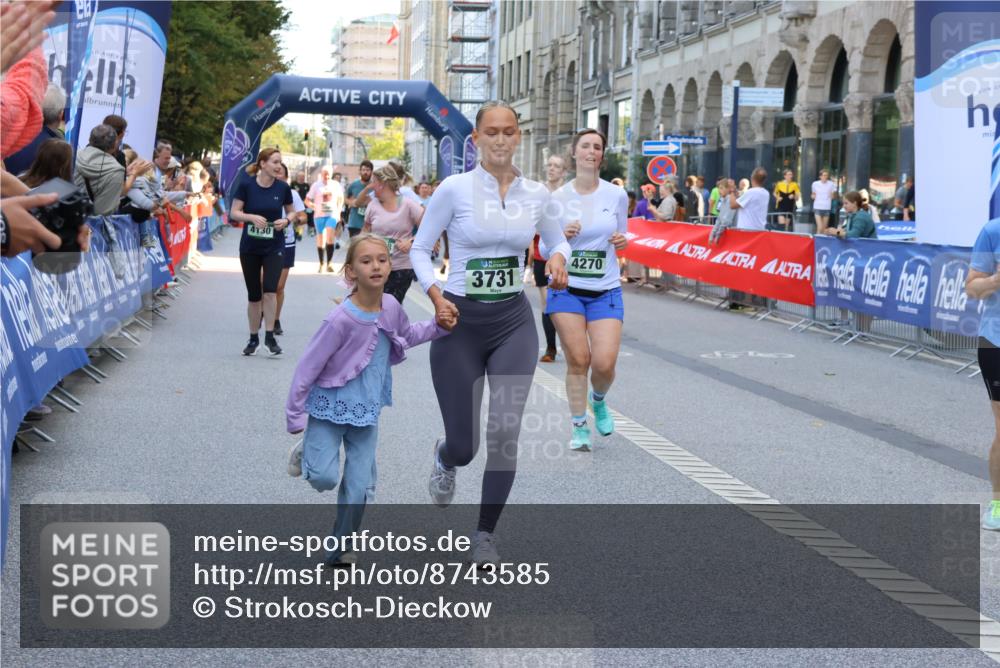 07.09.2025 - BARMER Alsterlauf Strokosch-Dieckow http://msf.ph/oto/8743585 07.09.2025 10:17:58 Ziel 2255, 2488, 2571, 2575, 2715, 3021, 3052, 3138, 3139, 3478, 3993, 4009, 4293, 4322, 4343, 4661, 5403, 5405, 8214 meine-sportfotos.de