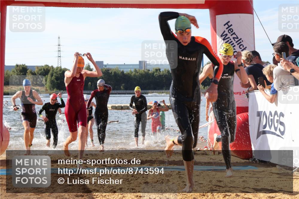 07.09.2025 - 19. Norderstedt Triathlon Luisa Fischer http://msf.ph/oto/8743594 07.09.2025 10:22:15 Schwimmen 86, 639, 648, 652, 655, 664, 667, 672, 673, 686 meine-sportfotos.de