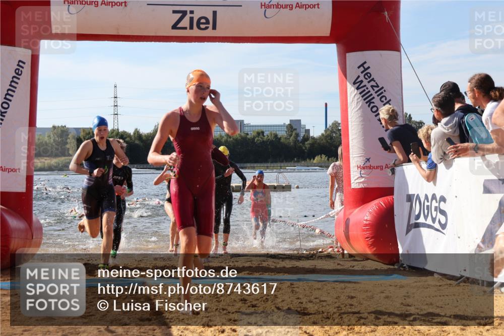 07.09.2025 - 19. Norderstedt Triathlon Luisa Fischer http://msf.ph/oto/8743617 07.09.2025 10:22:16 Schwimmen 86, 639, 648, 652, 655, 664, 667, 672, 673, 686 meine-sportfotos.de