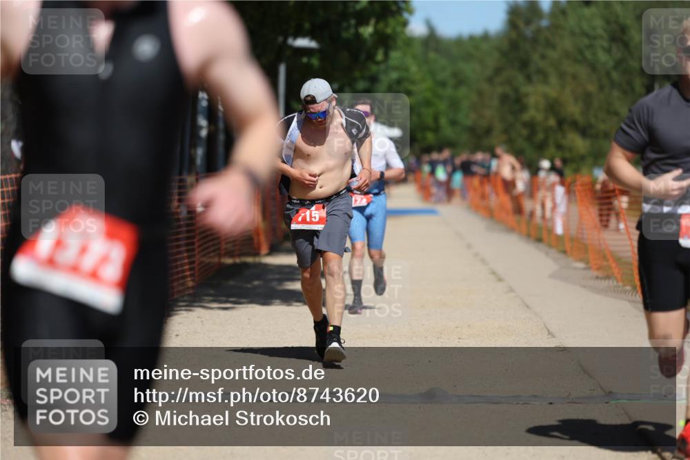 07.09.2025 - 19. Norderstedt Triathlon Michael Strokosch http://msf.ph/oto/8743620 07.09.2025 13:09:07 Laufen 174, 277, 715, 1373 meine-sportfotos.de