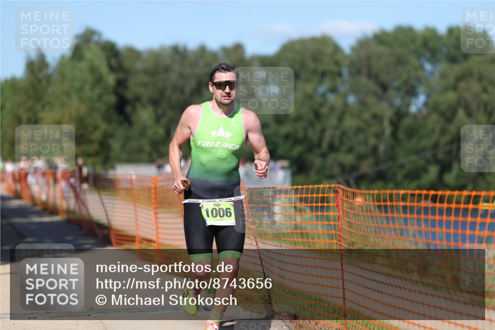 07.09.2025 - 19. Norderstedt Triathlon Michael Strokosch http://msf.ph/oto/8743656 07.09.2025 14:42:48 Laufen 1006 meine-sportfotos.de