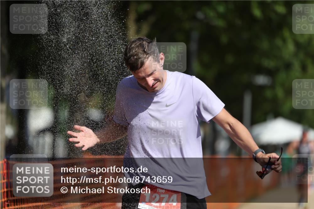 07.09.2025 - 19. Norderstedt Triathlon Michael Strokosch http://msf.ph/oto/8743659 07.09.2025 11:56:47 Laufen 1274 meine-sportfotos.de