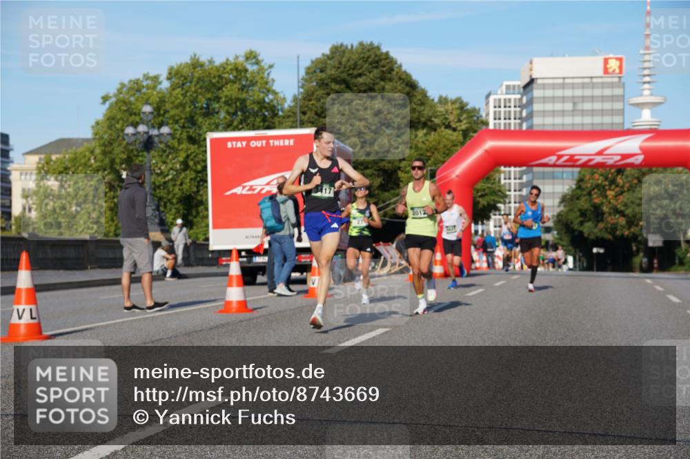 07.09.2025 - BARMER Alsterlauf Yannick Fuchs http://msf.ph/oto/8743669 07.09.2025 09:29:19 Laufen 2012 meine-sportfotos.de