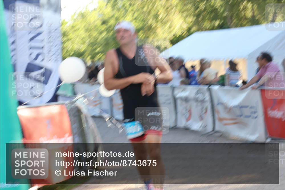 07.09.2025 - 19. Norderstedt Triathlon Luisa Fischer http://msf.ph/oto/8743675 07.09.2025 17:08:30 Ziel 1405 meine-sportfotos.de