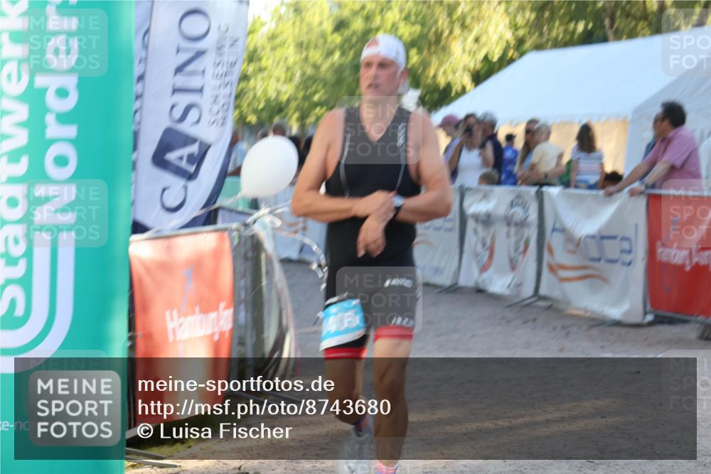 07.09.2025 - 19. Norderstedt Triathlon Luisa Fischer http://msf.ph/oto/8743680 07.09.2025 17:08:30 Ziel 1405 meine-sportfotos.de