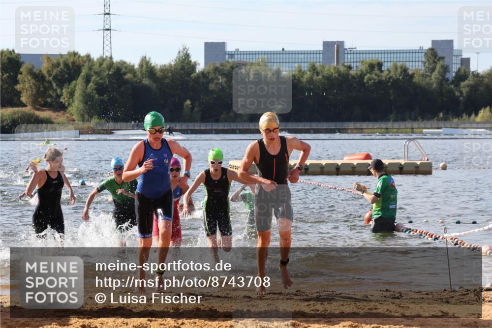 07.09.2025 - 19. Norderstedt Triathlon Luisa Fischer http://msf.ph/oto/8743708 07.09.2025 10:22:28 Schwimmen 68, 87, 108, 112, 639, 648, 652, 667, 672, 673, 676, 681, 686, 690 meine-sportfotos.de