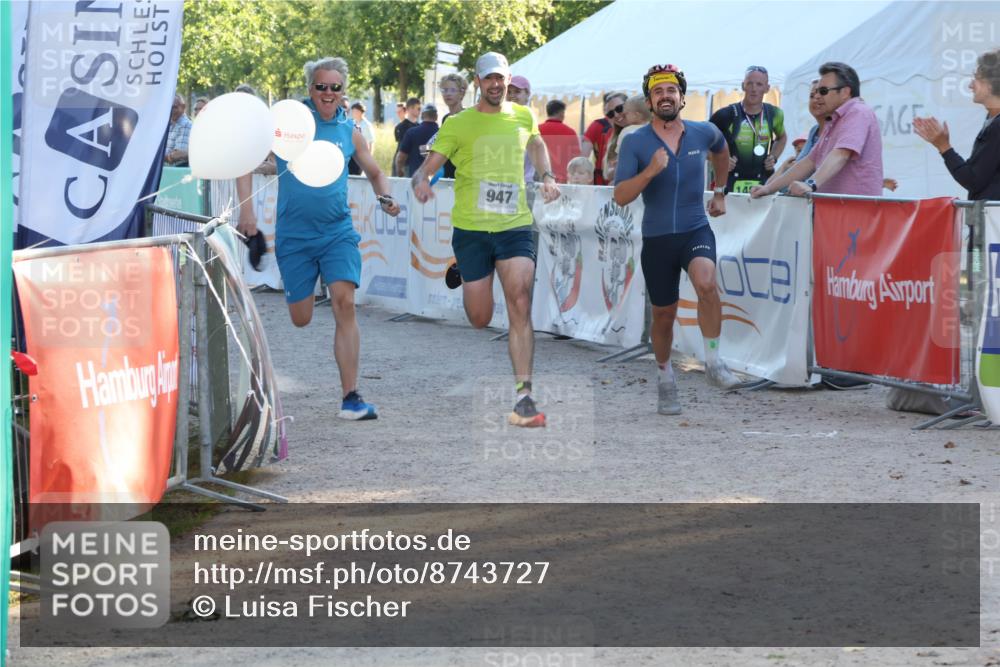 07.09.2025 - 19. Norderstedt Triathlon Luisa Fischer http://msf.ph/oto/8743727 07.09.2025 17:09:03 Ziel 947 meine-sportfotos.de