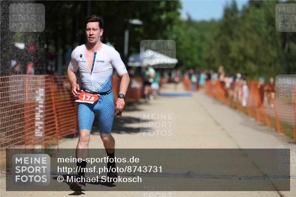 07.09.2025 - 19. Norderstedt Triathlon Michael Strokosch http://msf.ph/oto/8743731 07.09.2025 13:09:11 Laufen 174, 277, 715 meine-sportfotos.de