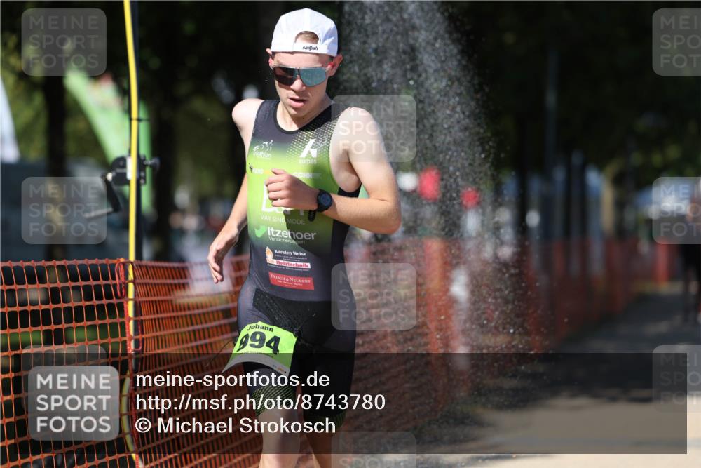07.09.2025 - 19. Norderstedt Triathlon Michael Strokosch http://msf.ph/oto/8743780 07.09.2025 14:43:28 Laufen 422, 994, 1001, 1467 meine-sportfotos.de