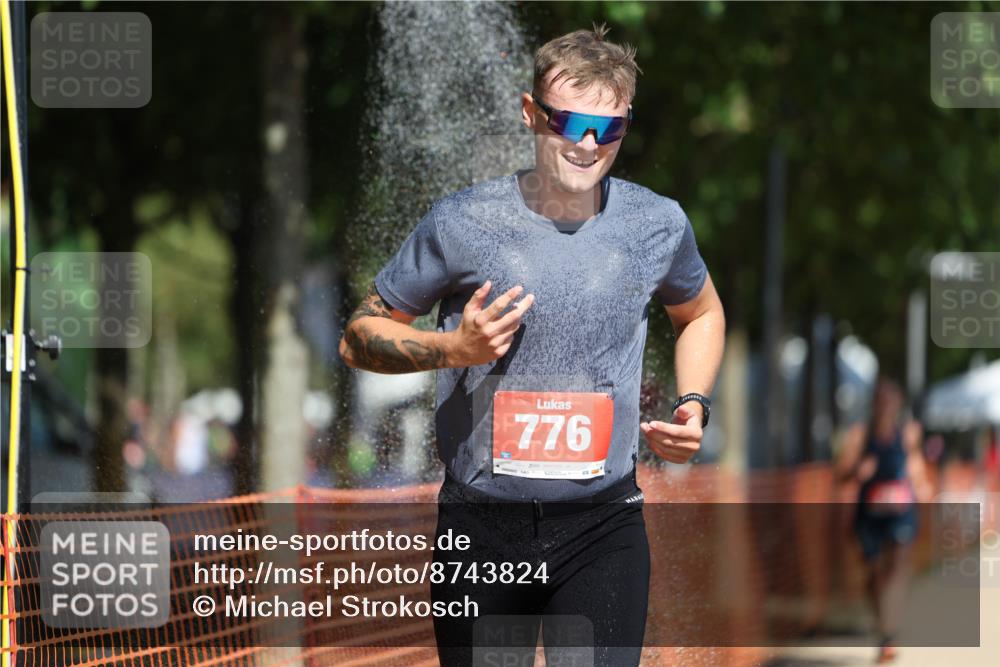 07.09.2025 - 19. Norderstedt Triathlon Michael Strokosch http://msf.ph/oto/8743824 07.09.2025 12:33:56 Laufen 773, 776, 1225 meine-sportfotos.de