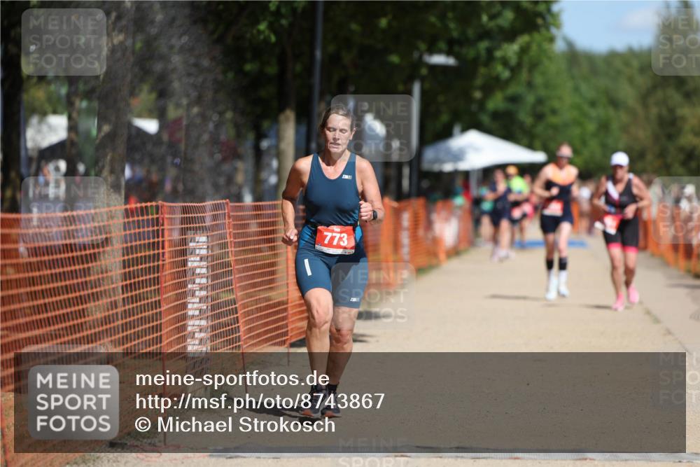 07.09.2025 - 19. Norderstedt Triathlon Michael Strokosch http://msf.ph/oto/8743867 07.09.2025 12:33:59 Laufen 773, 776, 1251, 1381 meine-sportfotos.de