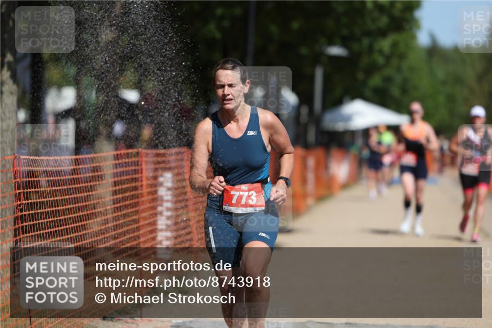 07.09.2025 - 19. Norderstedt Triathlon Michael Strokosch http://msf.ph/oto/8743918 07.09.2025 12:34:01 Laufen 773, 1251, 1381 meine-sportfotos.de
