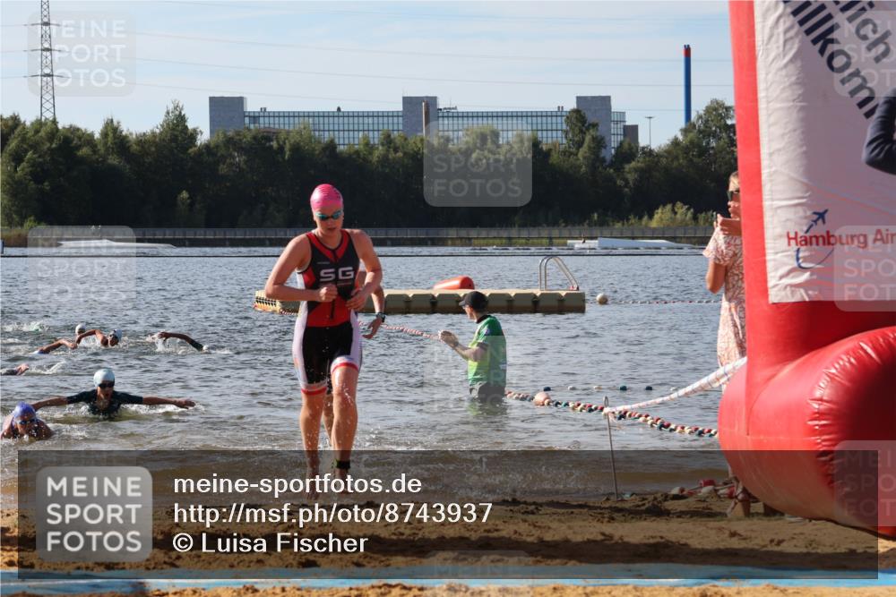 07.09.2025 - 19. Norderstedt Triathlon Luisa Fischer http://msf.ph/oto/8743937 07.09.2025 10:22:45 Schwimmen 109, 131, 638, 663, 670, 680, 684, 691 meine-sportfotos.de