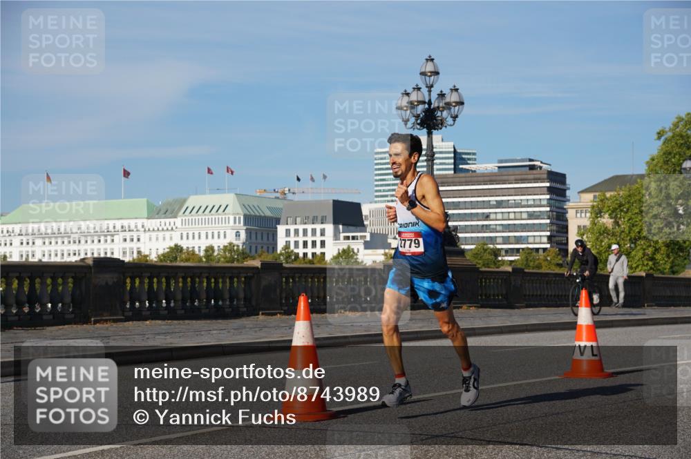 07.09.2025 - BARMER Alsterlauf Yannick Fuchs http://msf.ph/oto/8743989 07.09.2025 09:29:26 Laufen 2779 meine-sportfotos.de