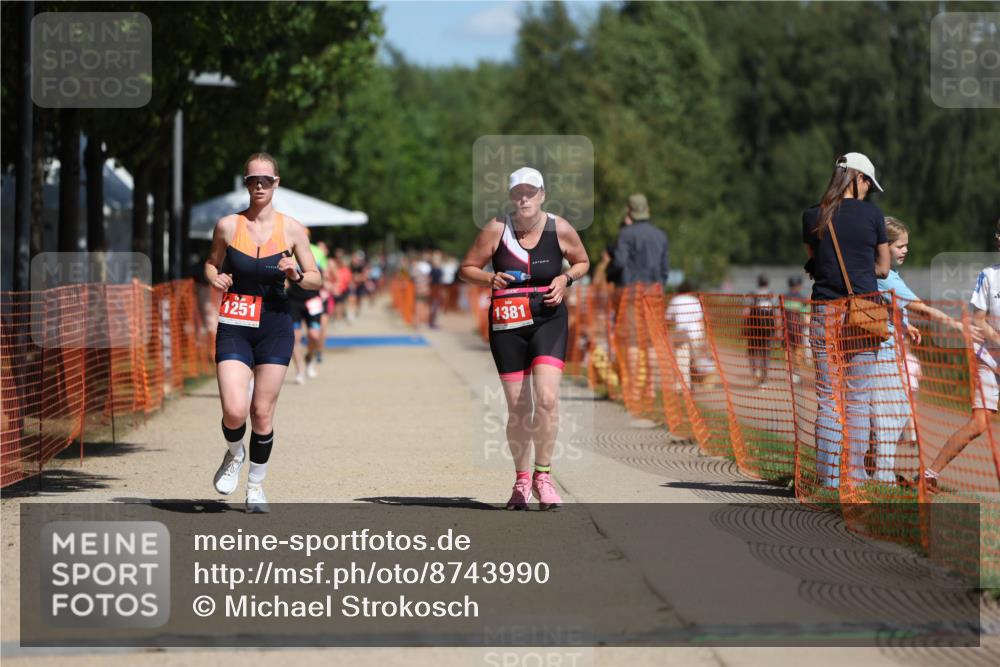 07.09.2025 - 19. Norderstedt Triathlon Michael Strokosch http://msf.ph/oto/8743990 07.09.2025 12:34:03 Laufen 773, 1251, 1381 meine-sportfotos.de