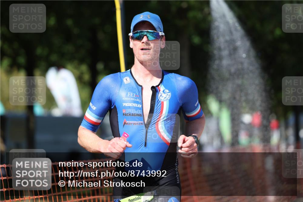 07.09.2025 - 19. Norderstedt Triathlon Michael Strokosch http://msf.ph/oto/8743992 07.09.2025 14:43:45 Laufen 1008, 1038, 1041, 1421 meine-sportfotos.de