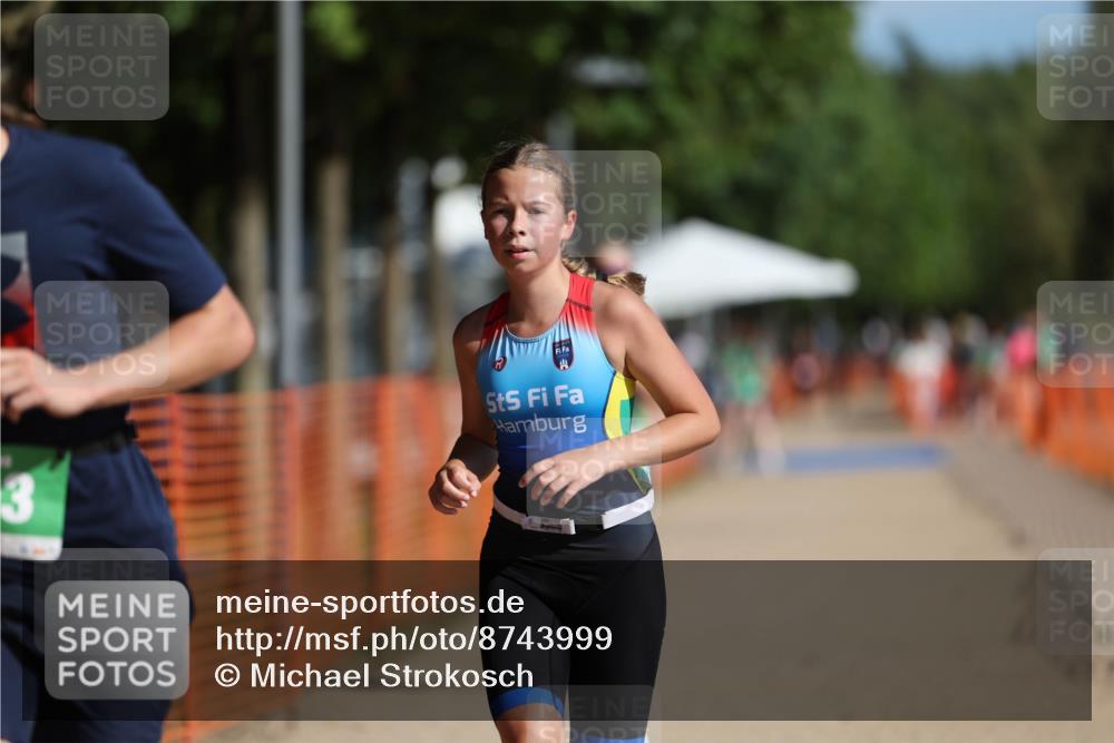 07.09.2025 - 19. Norderstedt Triathlon Michael Strokosch http://msf.ph/oto/8743999 07.09.2025 10:58:12 Laufen 57, 129, 643, 693 meine-sportfotos.de