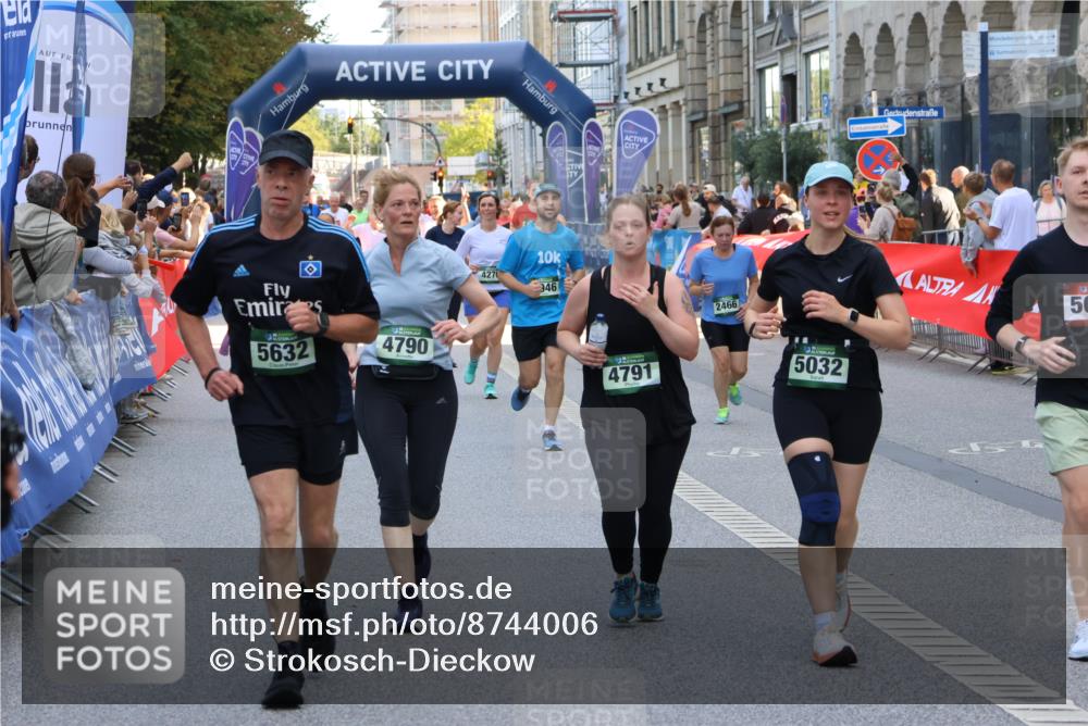 07.09.2025 - BARMER Alsterlauf Strokosch-Dieckow http://msf.ph/oto/8744006 07.09.2025 10:17:51 Ziel 2255, 2488, 2493, 2571, 2575, 2715, 3021, 3052, 3199, 3200, 3724, 3993, 4009, 4293, 4322, 4343, 4661, 4818, 5403, 5405, 5994, 8149, 8214 meine-sportfotos.de