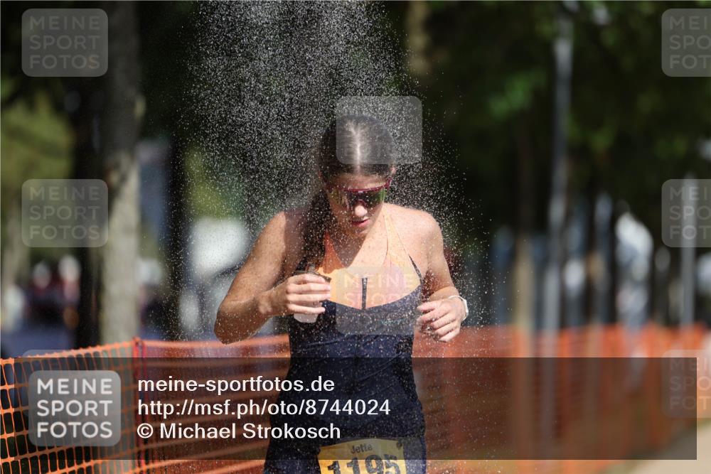 07.09.2025 - 19. Norderstedt Triathlon Michael Strokosch http://msf.ph/oto/8744024 07.09.2025 11:57:06 Laufen 768, 1176, 1195 meine-sportfotos.de