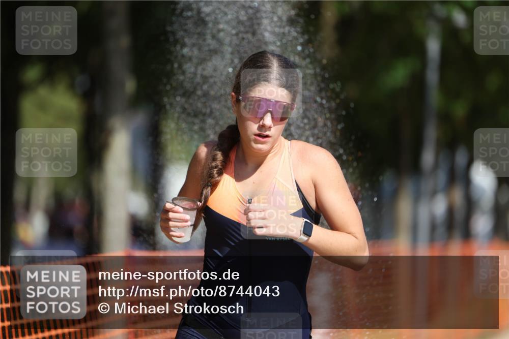 07.09.2025 - 19. Norderstedt Triathlon Michael Strokosch http://msf.ph/oto/8744043 07.09.2025 11:57:07 Laufen 768, 1176, 1195 meine-sportfotos.de