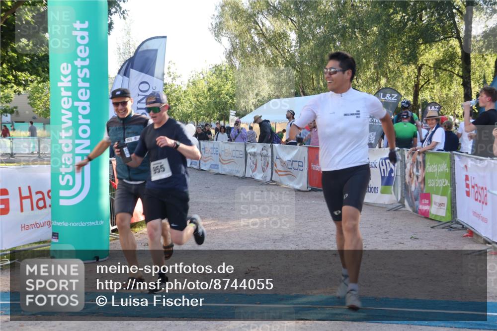 07.09.2025 - 19. Norderstedt Triathlon Luisa Fischer http://msf.ph/oto/8744055 07.09.2025 17:11:27 Ziel 955 meine-sportfotos.de