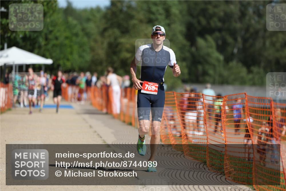 07.09.2025 - 19. Norderstedt Triathlon Michael Strokosch http://msf.ph/oto/8744089 07.09.2025 11:57:11 Laufen 768 meine-sportfotos.de