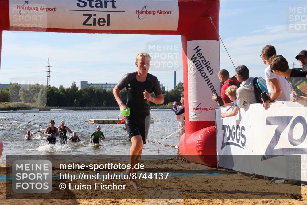 07.09.2025 - 19. Norderstedt Triathlon Luisa Fischer http://msf.ph/oto/8744137 07.09.2025 10:23:04 Schwimmen 58, 64, 93, 118, 119, 669 meine-sportfotos.de