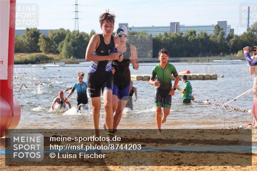 07.09.2025 - 19. Norderstedt Triathlon Luisa Fischer http://msf.ph/oto/8744203 07.09.2025 10:23:08 Schwimmen 58, 64, 93, 96, 119, 133, 669, 682, 685 meine-sportfotos.de