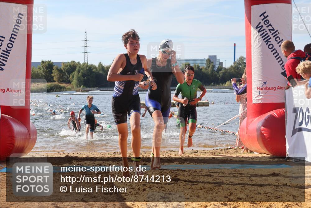 07.09.2025 - 19. Norderstedt Triathlon Luisa Fischer http://msf.ph/oto/8744213 07.09.2025 10:23:09 Schwimmen 58, 64, 93, 96, 119, 133, 669, 682, 685 meine-sportfotos.de