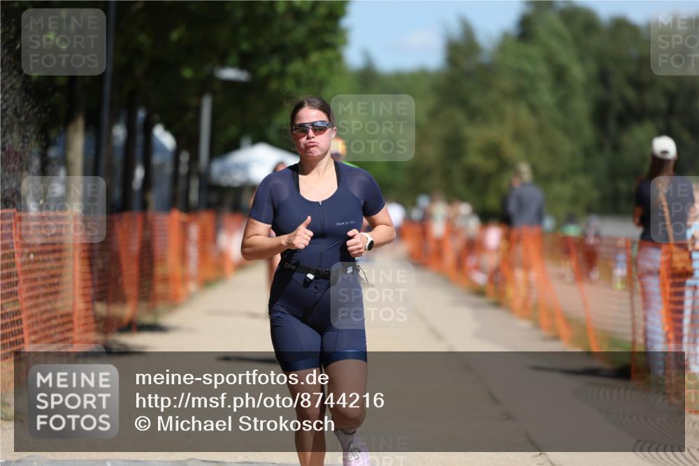 07.09.2025 - 19. Norderstedt Triathlon Michael Strokosch http://msf.ph/oto/8744216 07.09.2025 12:34:12 Laufen 1237, 1333, 1368 meine-sportfotos.de
