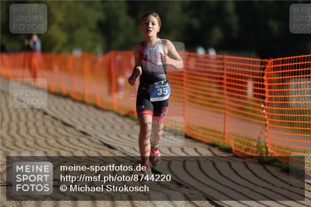 07.09.2025 - 19. Norderstedt Triathlon Michael Strokosch http://msf.ph/oto/8744220 07.09.2025 09:18:26 Laufen 35 meine-sportfotos.de