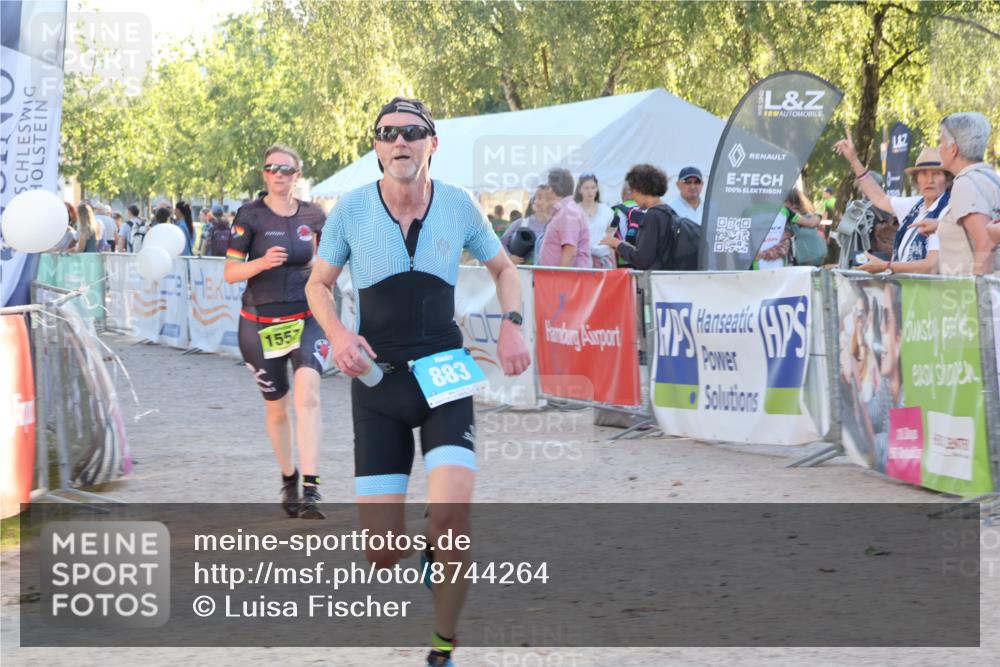07.09.2025 - 19. Norderstedt Triathlon Luisa Fischer http://msf.ph/oto/8744264 07.09.2025 17:12:41 Ziel 883, 1557 meine-sportfotos.de